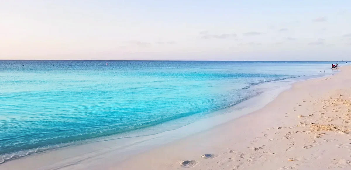 Grace Bay: image 2
