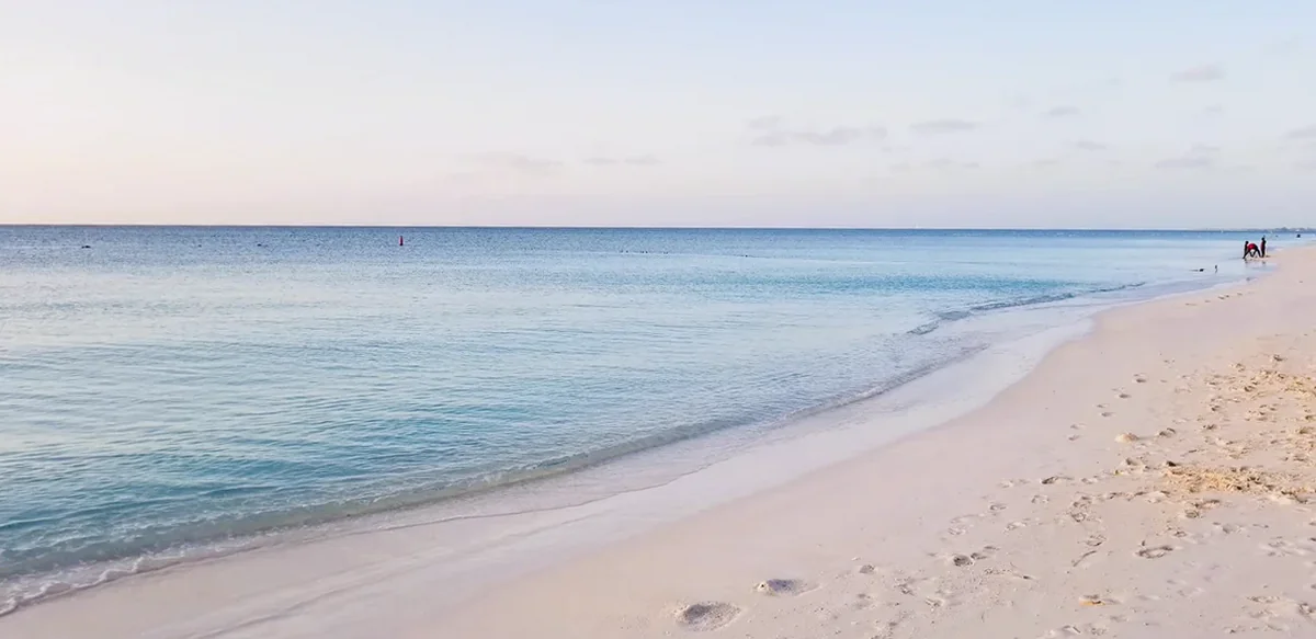 Grace Bay: image 2