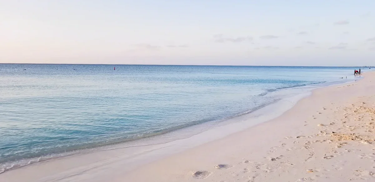 Grace Bay: image 2